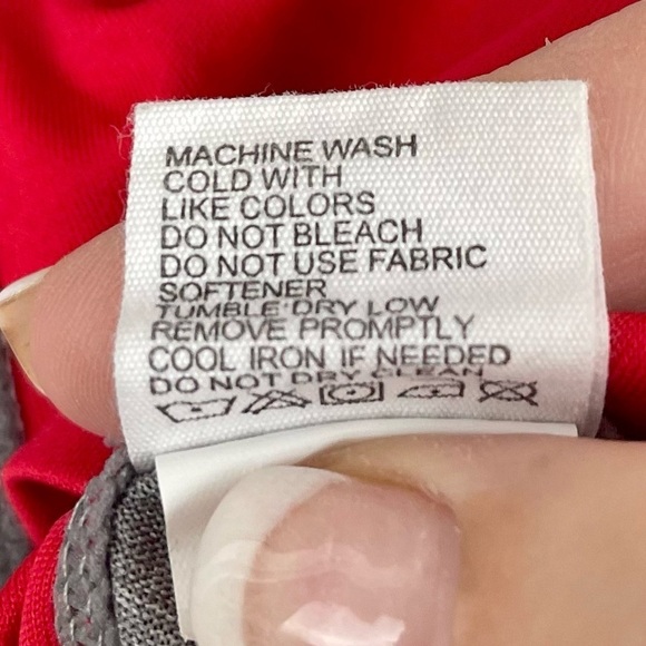 Louisville Cardinals Red Color Block Men’s Crew Neck Shirt - Picture 8 of 9